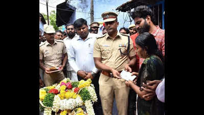 Brave Cop Dies in Accident; Family Donates Organs and Receives State ...