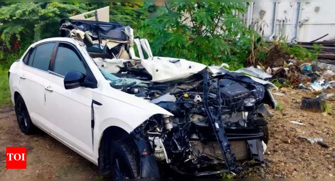 Tragic Collision: Three Lives Lost in Coimbatore Car Crash | Coimbatore ...