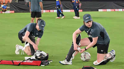 New Zealand women seek inspiration from Pune victory in must-win game against India