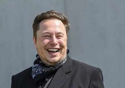 Elon-gate: Musk mocks the revelation of his illegal status at the start of his rich career