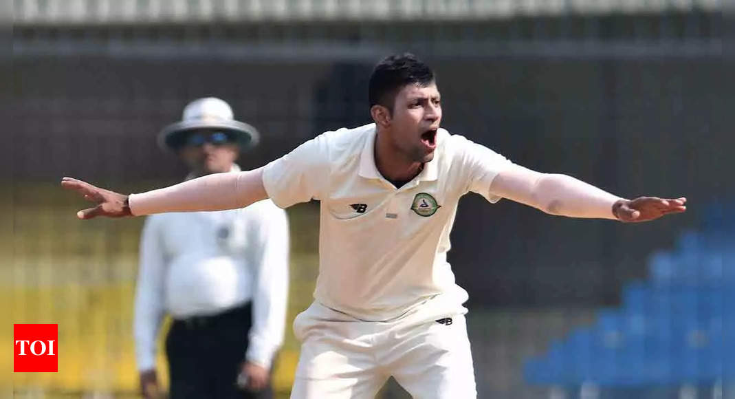 Ranji Trophy: Two late wickets put Vidarbha on top of Uttarakhand | Cricket News – Times of India