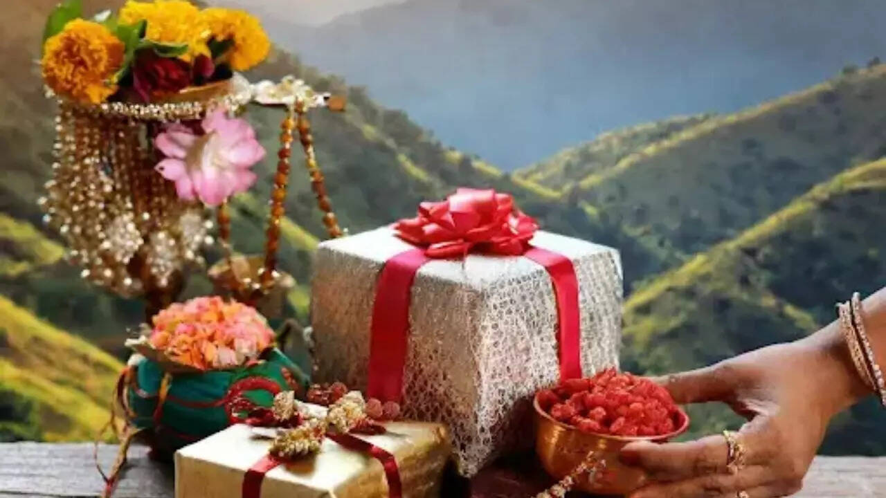 Vastu for Gifting: Choosing prosperity-enhancing gifts this festival season  - The Times of India