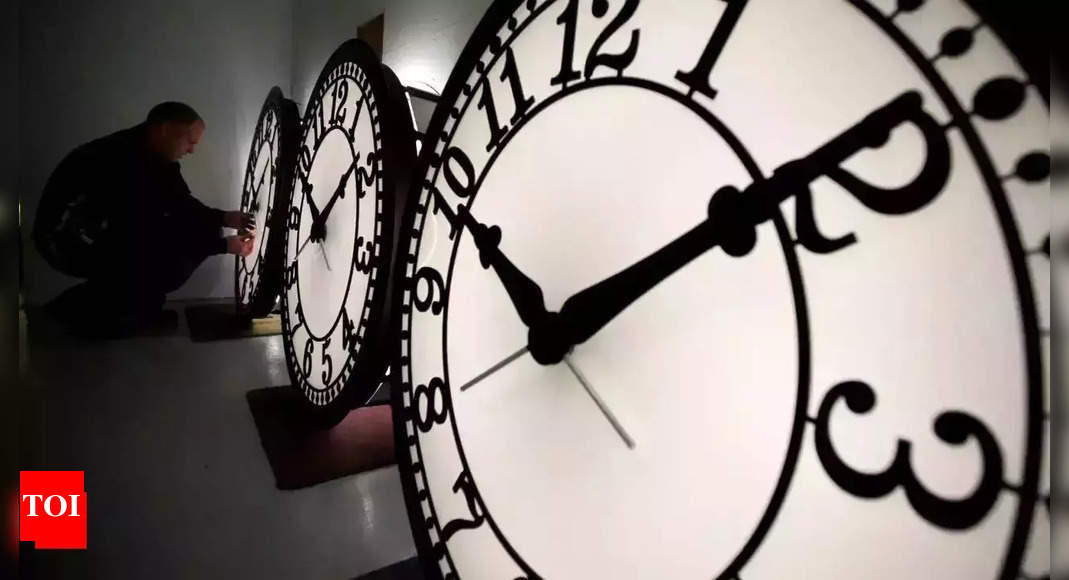 Daylight Saving Time Is Ending Soon: How It Affects Your Health and Tips for Preparation |