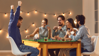 Best Games That Are Perfect For Festive House Parties With Your Family Members & Cousins