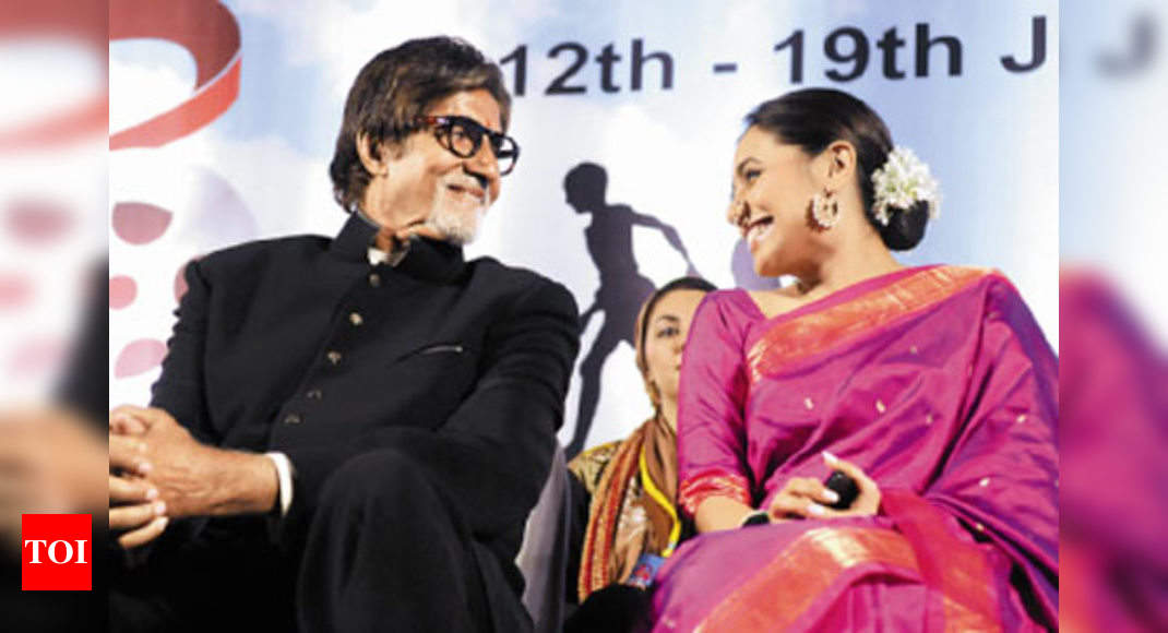 Big B And Rani At Pune Film Festival Events Movie News Times Of India 