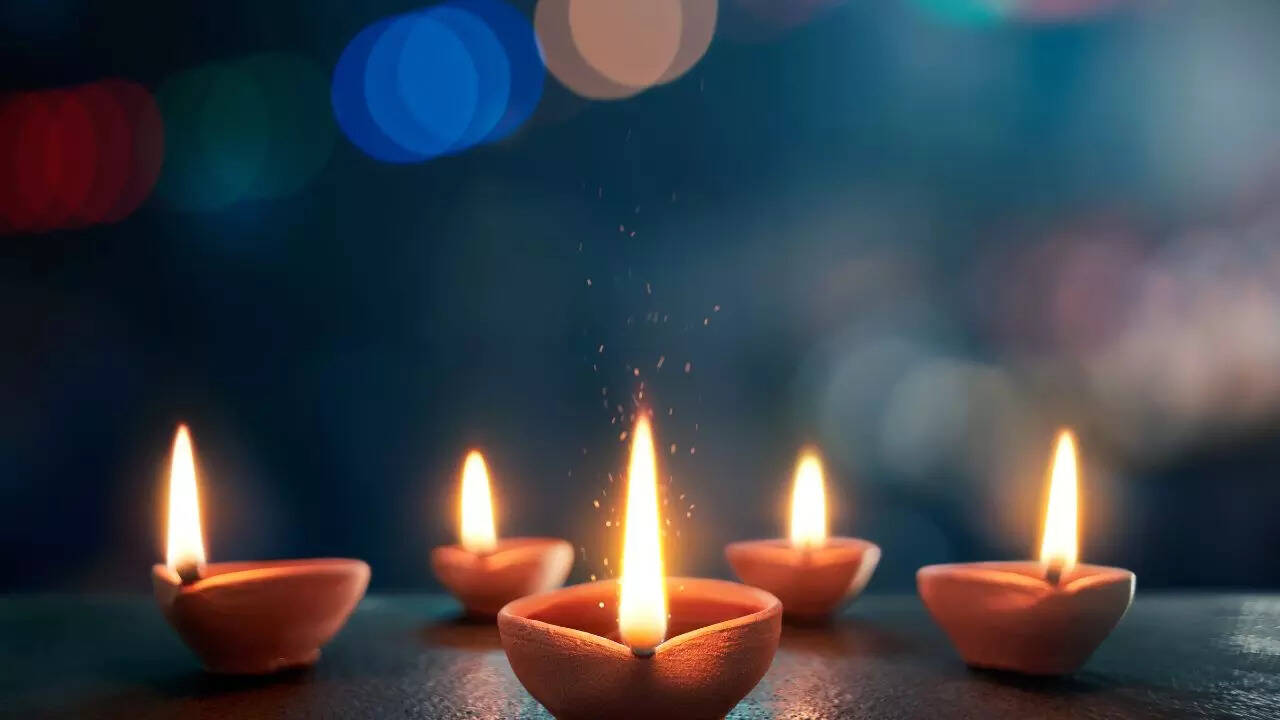 Happy Diwali 2024 Wishes, Messages & Quotes: 75+ Happy Diwali Wishes,  Messages, Greetings and Quotes to Spread Joy and Light | - Times of India