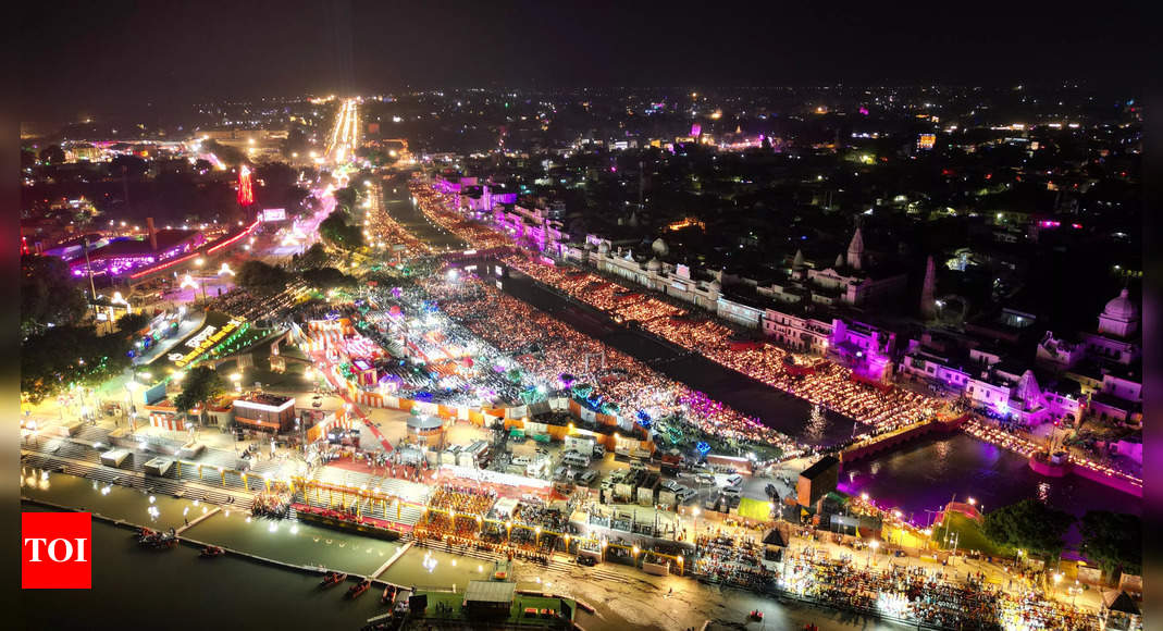 Diwali 2024 Live Updates Over 1,100 perform aarti, 25 lakh diyas lit