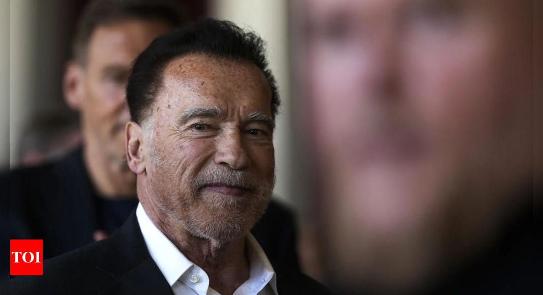 Arnold Schwarzenegger Endorses Kamala Harris Against Trump's 'four More ...