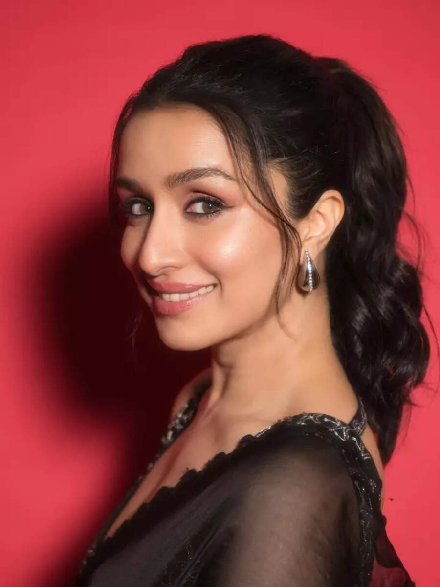 Diwali 2024: 9 Bollywood Lakshmis Symbolising Success And Entertainment