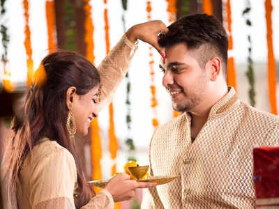 Bhai Dooj: Auspicious muhurat after 1:10 PM, face north or northwest while applying the tilak