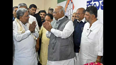 Kharge echoes Musk's warnings about EVMs