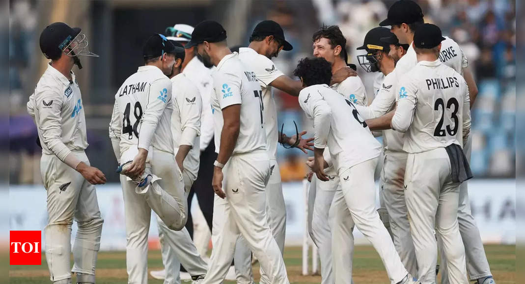 India vs New Zealand Highlights, 3rd Test Day 1: India slump to 86/4 after Jadeja, Sundar bowl out New Zealand for 235 - The Times of India