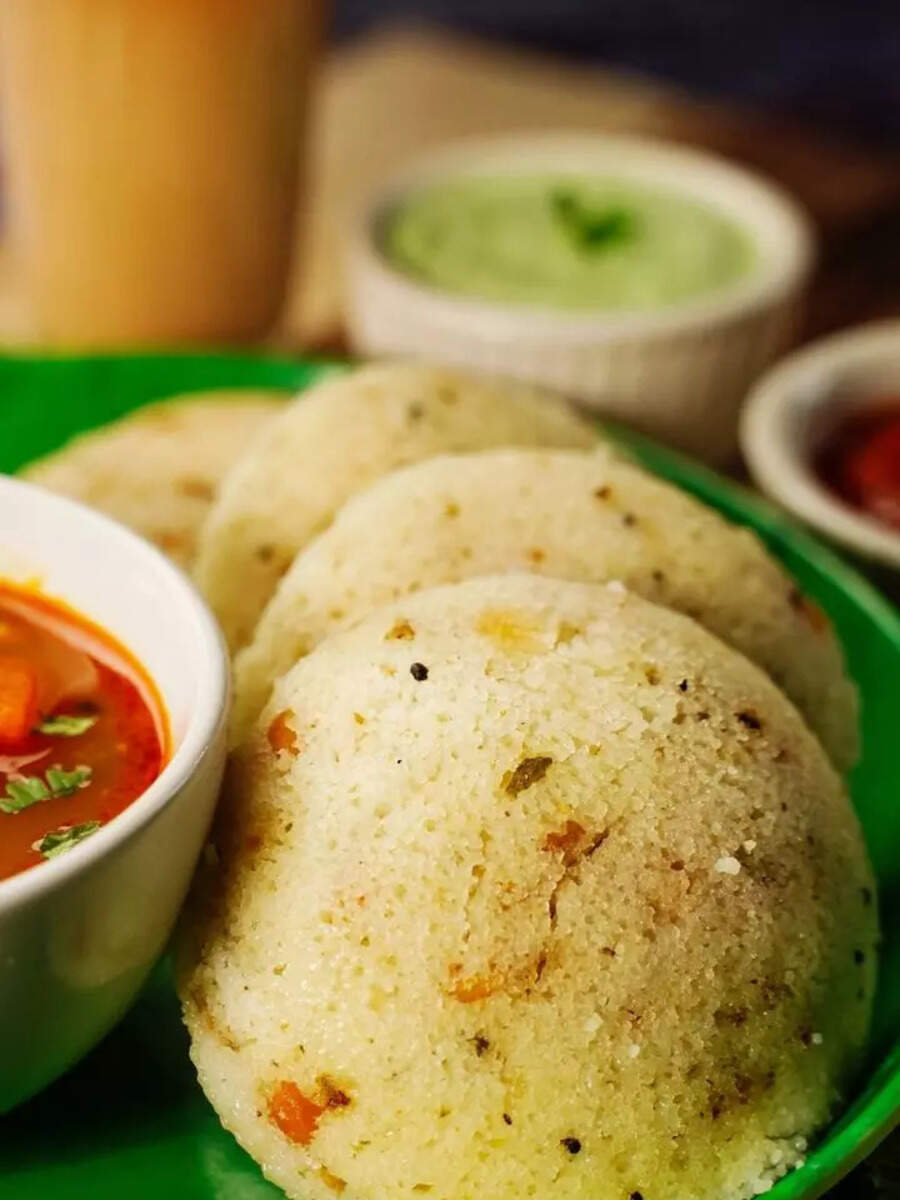 Tamil NaduStyle Kanchipuram Idli With Coconut Chutney For A Hearty
