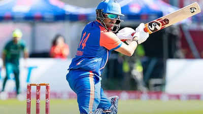 India lose to Pakistan by 6 wickets in Hong Kong Sixes