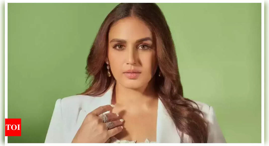 Huma Qureshi has THIS to say about the rising entourage culture in Bollywood as a producer: ‘We make sure everybody gets paid well but…’ |