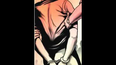 Constable assaults ASI wife, held