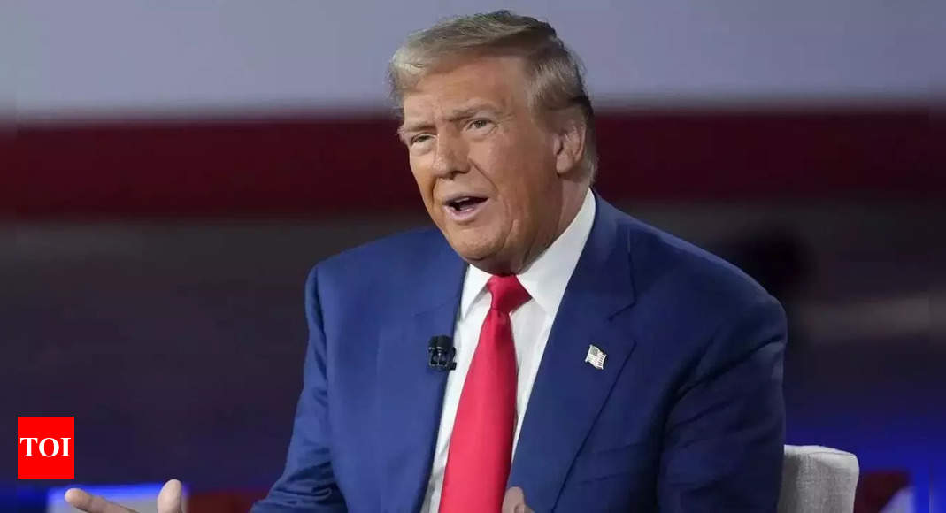 Trump is anxious, asking aides more questions: ‘Why women don’t like me?’ – Times of India