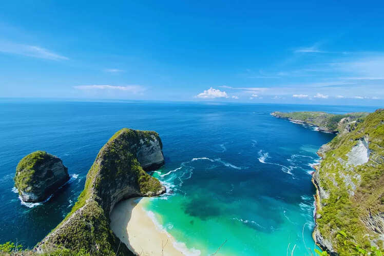 Explore the stunning beaches