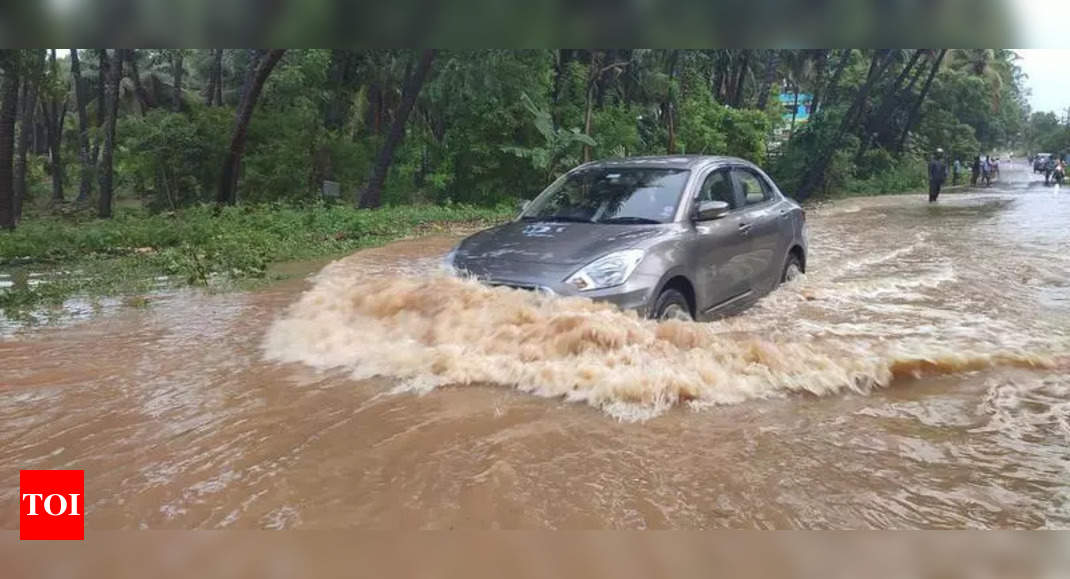 Heavy Rains Lash South Tamil Nadu, IMD Issues Yellow Alert