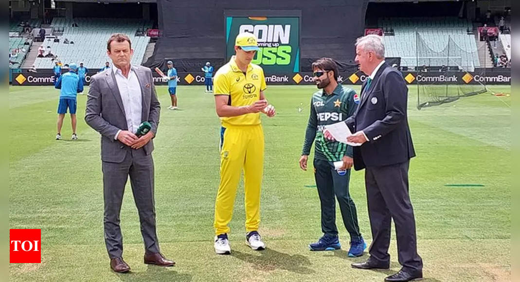 Australia vs Pakistan, 1st ODI Live Score Australia opt to bowl