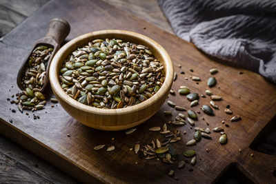 Pumpkin seeds versus sunflower seeds: which are better for your skin?