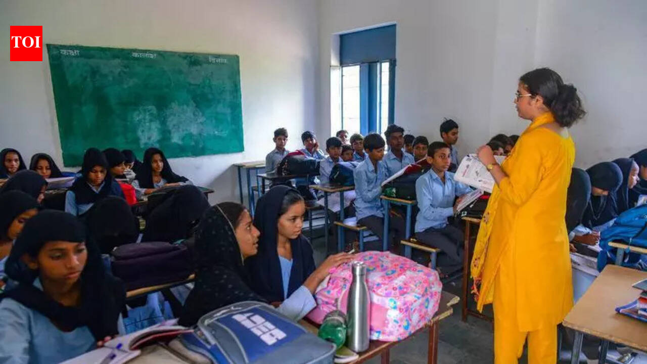 New Transfer Policy for Aided College Teachers in UP: Apply After 3 ...