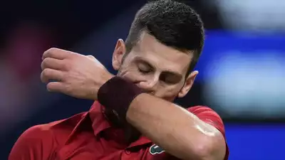 Novak Djokovic afasta-se do ATP Finals devido a lesão