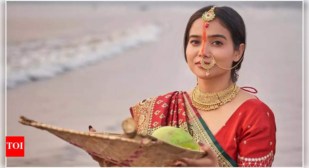 Manisha Rani stuns in a bridal look for Chhath Puja; writes 'Hum ...
