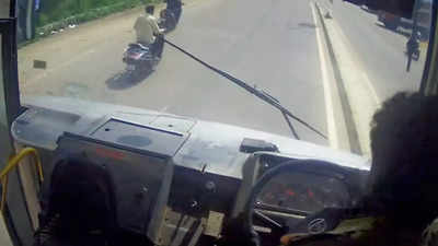 Watch: Conductor takes wheel after bus driver’s fatal heart attack, prevents major accident in Bengaluru