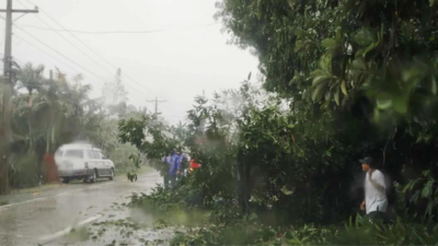 Typhoon Yinxing hits Philippines, triggers mass evacuations