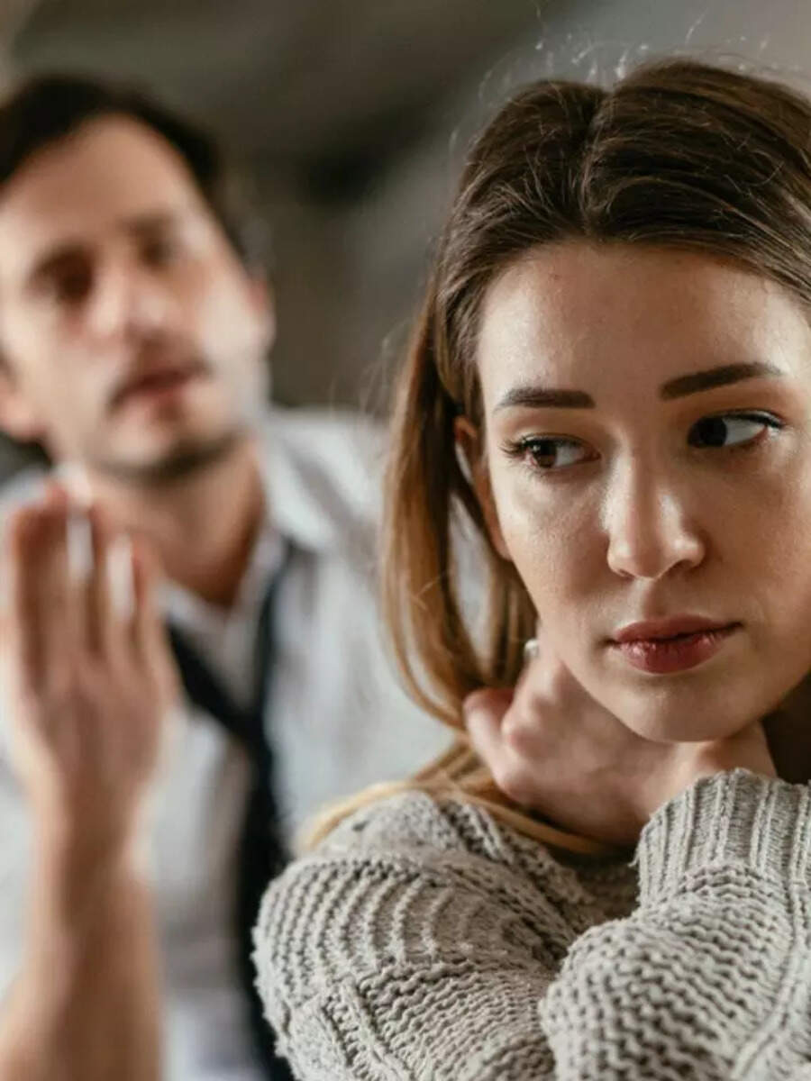 10 signs of emotional abuse in a relationship | Times of India