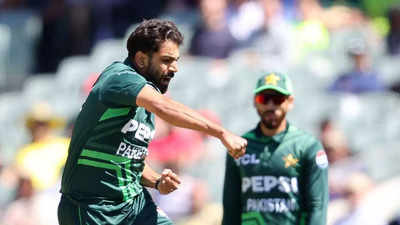 Haris Rauf runs amok! Pakistan pacers tear Australia apart by five wickets