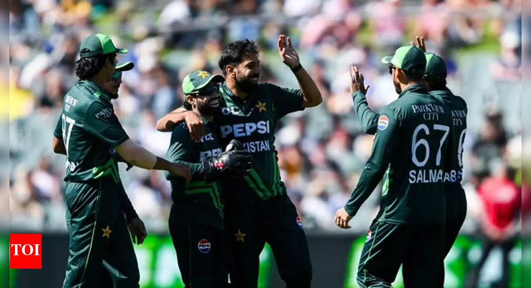 'Hats off to...': Fakhar lauds Pakistan stars