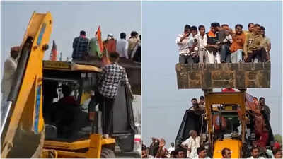 Yogi’s supporters attend rally in SP stronghold Mainpuri on bulldozers -Watch