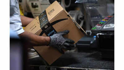 How two men looted Amazon of cameras, iPhones worth lakhs of rupees via a network spread across 8 states