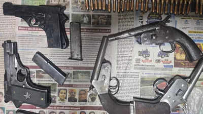 Kolkata police bust illegal arms racket, one arrested