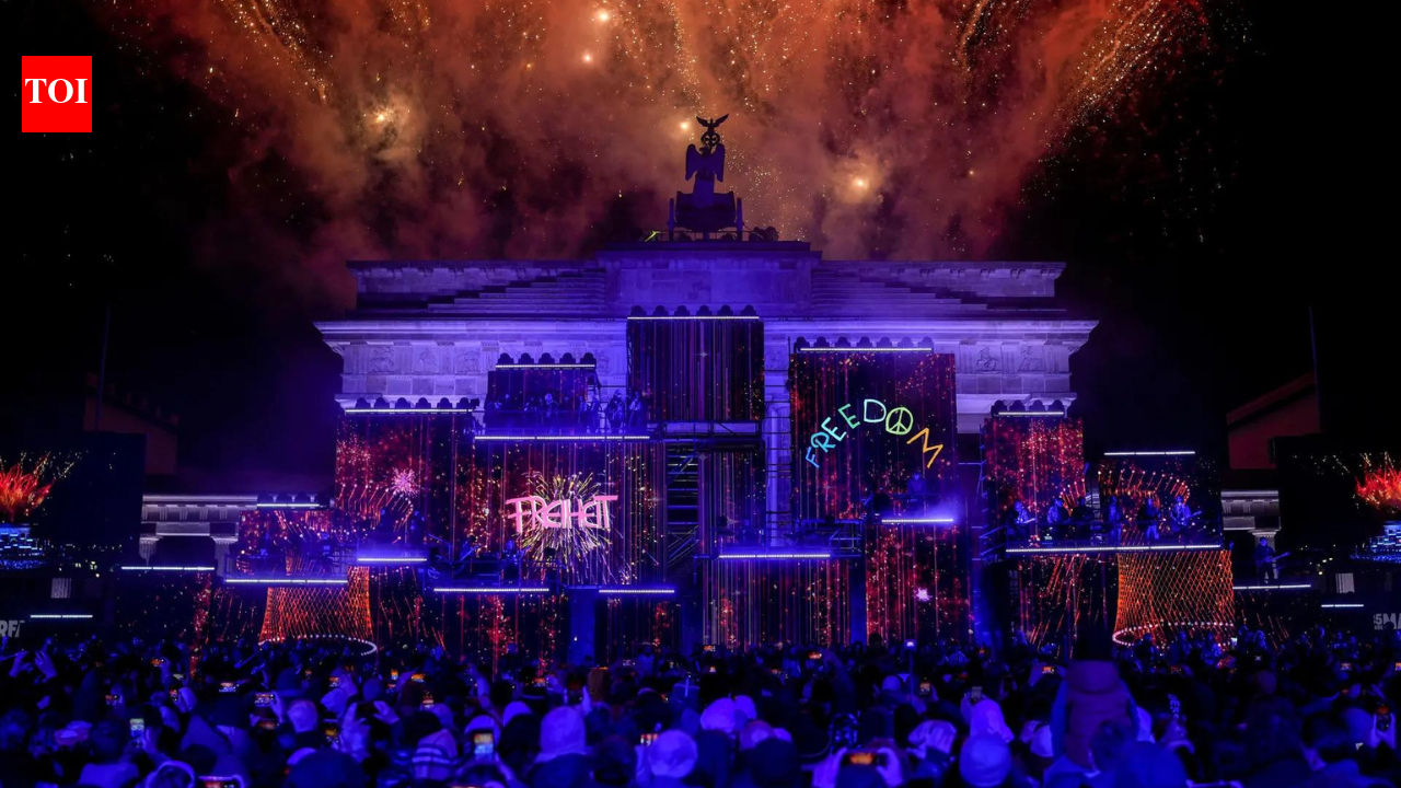 35 years of Berlin Wall fall: Germany celebrates anniversary with open ...