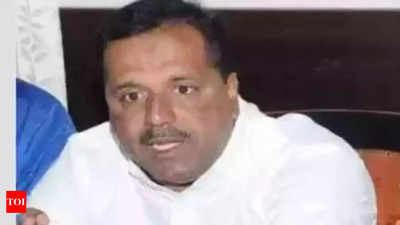 Speaker U T Khader calls for investigation into Thokkottu-Chembugudde road accident