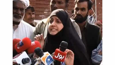 Burqa clad Pakistani woman claims to be Donald Trump's daughter ...