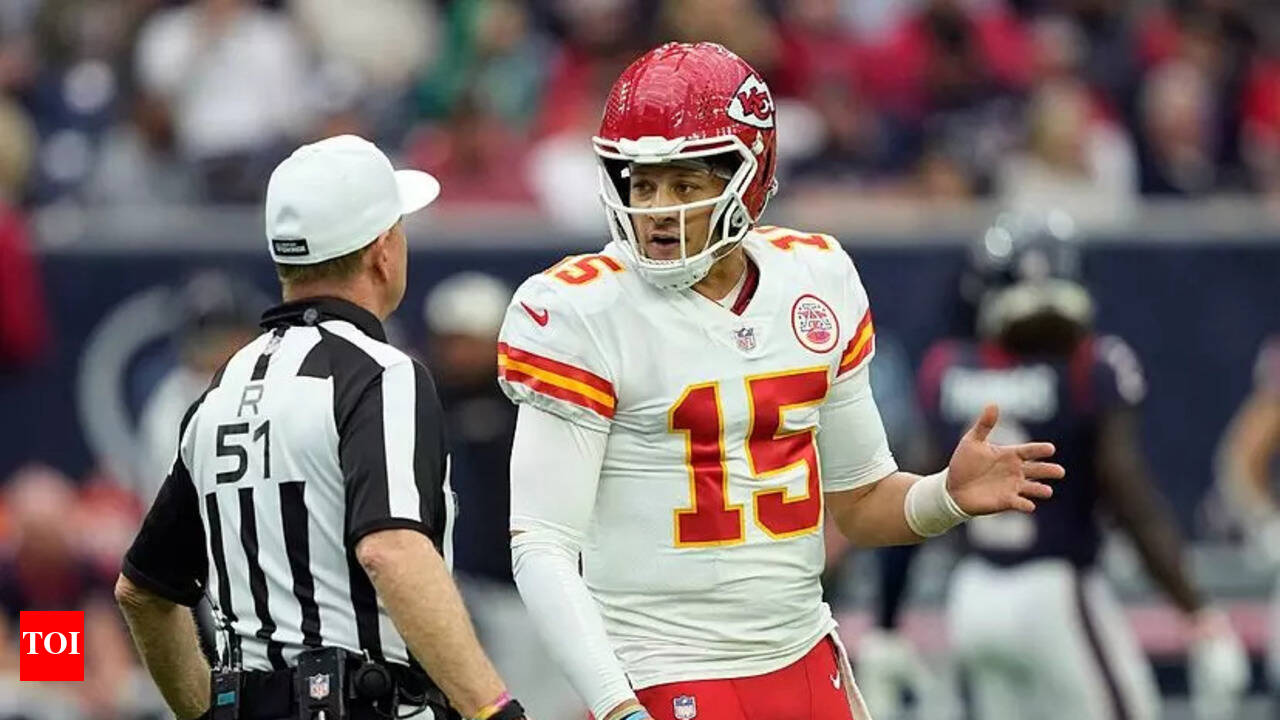 Former Chiefs star reveals truth behind Patrick Mahomes' request for referee  assistance after Broncos controversy | NFL News - The Times of India