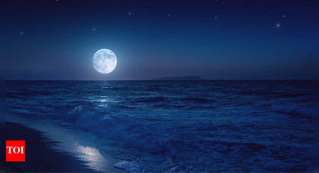 When the moon is directly overhead, a person's weight decreases: Why ...
