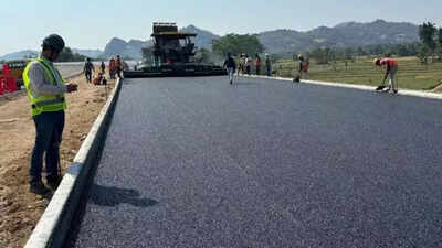 Karnataka completes Chennai-Bengaluru expressway stretch; Tamil Nadu delays persist