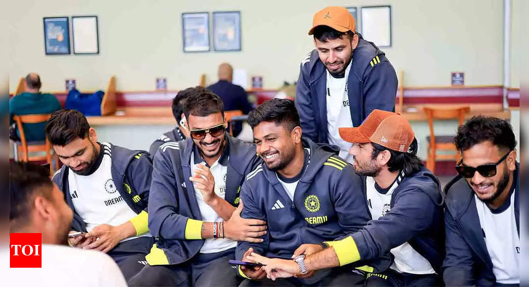 Watch: How Indian cricketers celebrated Sanju Samson’s birthday whereas travelling from Gqeberha to Centurion | Cricket Information – Occasions of India