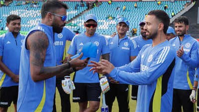 'These moments don't come by too often': Hardik Pandya to debutant Ramandeep Singh. Watch