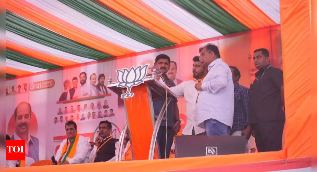 Maharashtra polls: UP CM Yogi Adityanath addresses rally over phone in ...