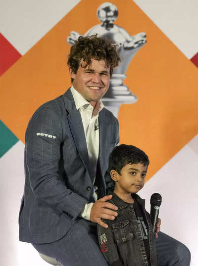 Magnus Carlsen meets 3-year-old chess prodigy Anish Sarkar: 'Amazing to see his level'