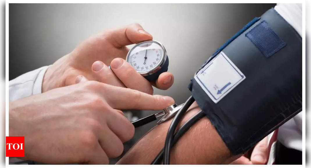 5 simple lifestyle changes that can bring down blood pressure naturally