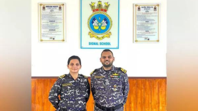 Sister and brother command warships for the first time in Indian Navy