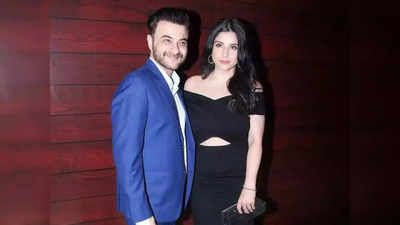 Maheep Kapoor says she had a one night stand with Sanjay Kapoor when she first met him and was dead drunk: 'His family still accepted me with open arms'