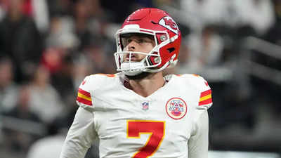 Kansas City Chiefs kicker Harrison Butker will undergo left knee surgery and miss the next four games | NFL News - Times of India